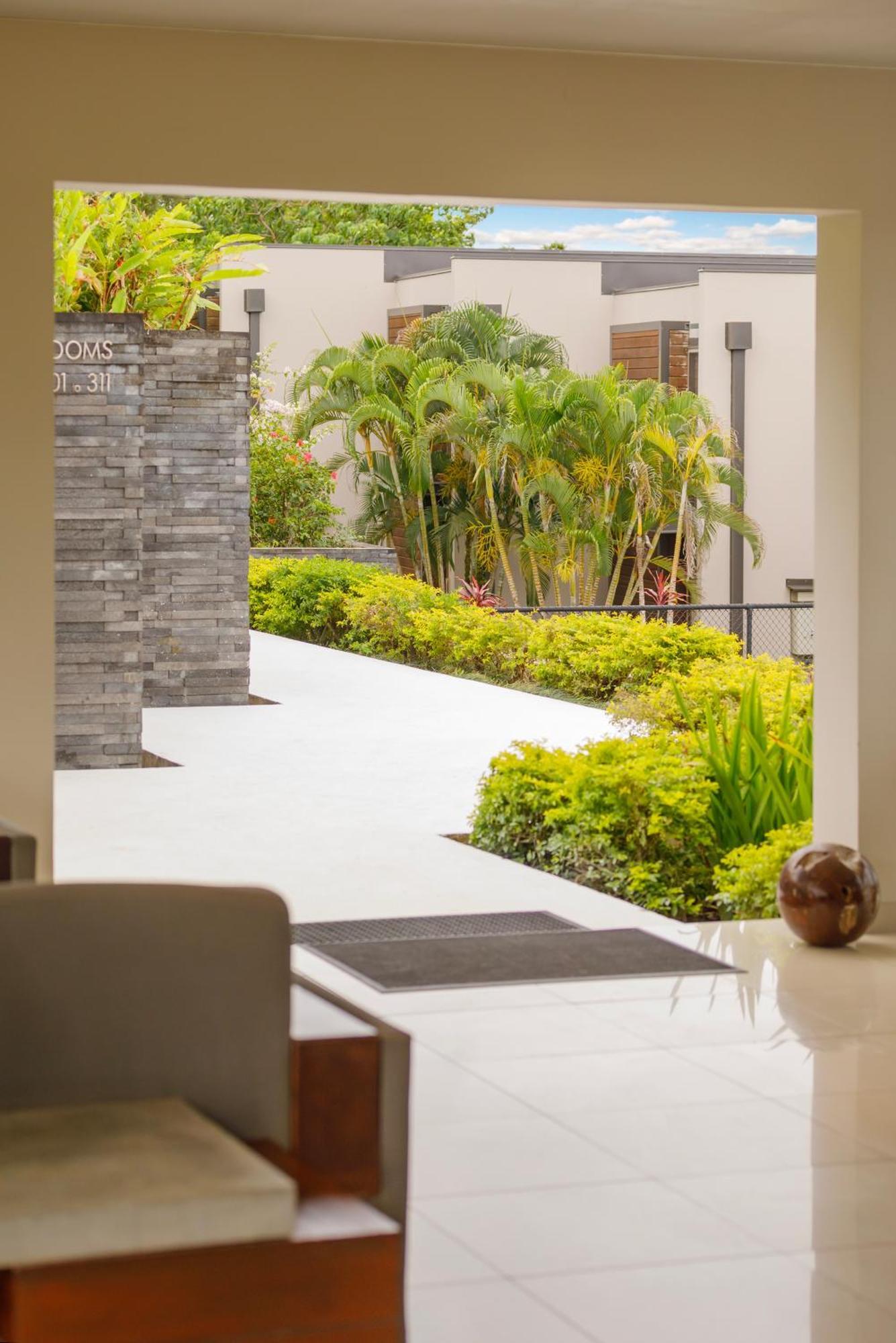 The Terraces Boutique Apartments Port-Vila Extérieur photo