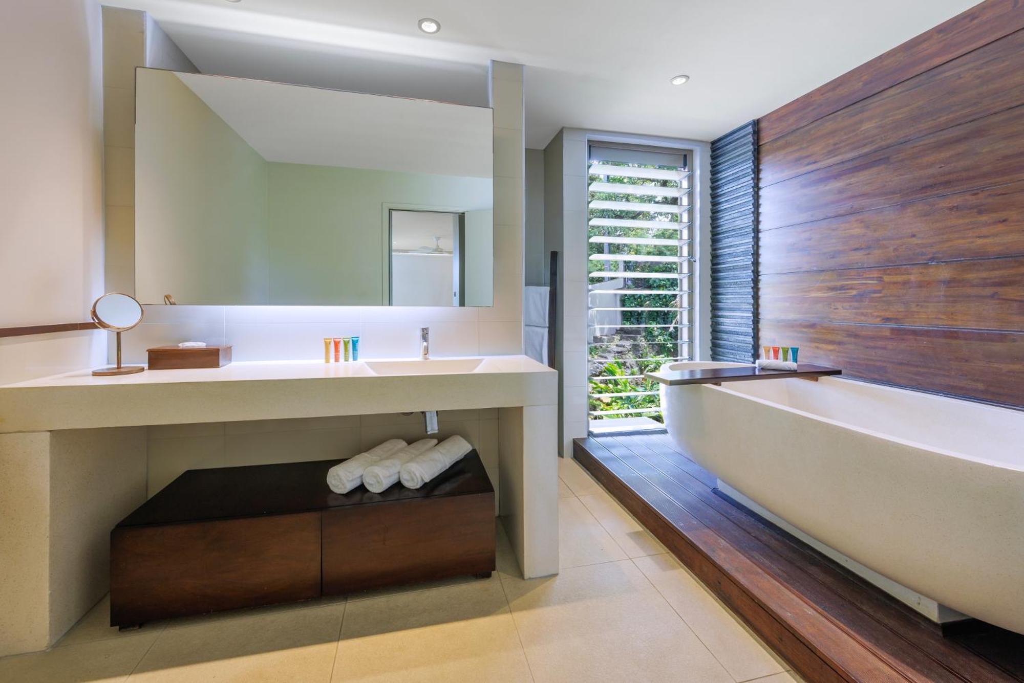 The Terraces Boutique Apartments Port-Vila Extérieur photo