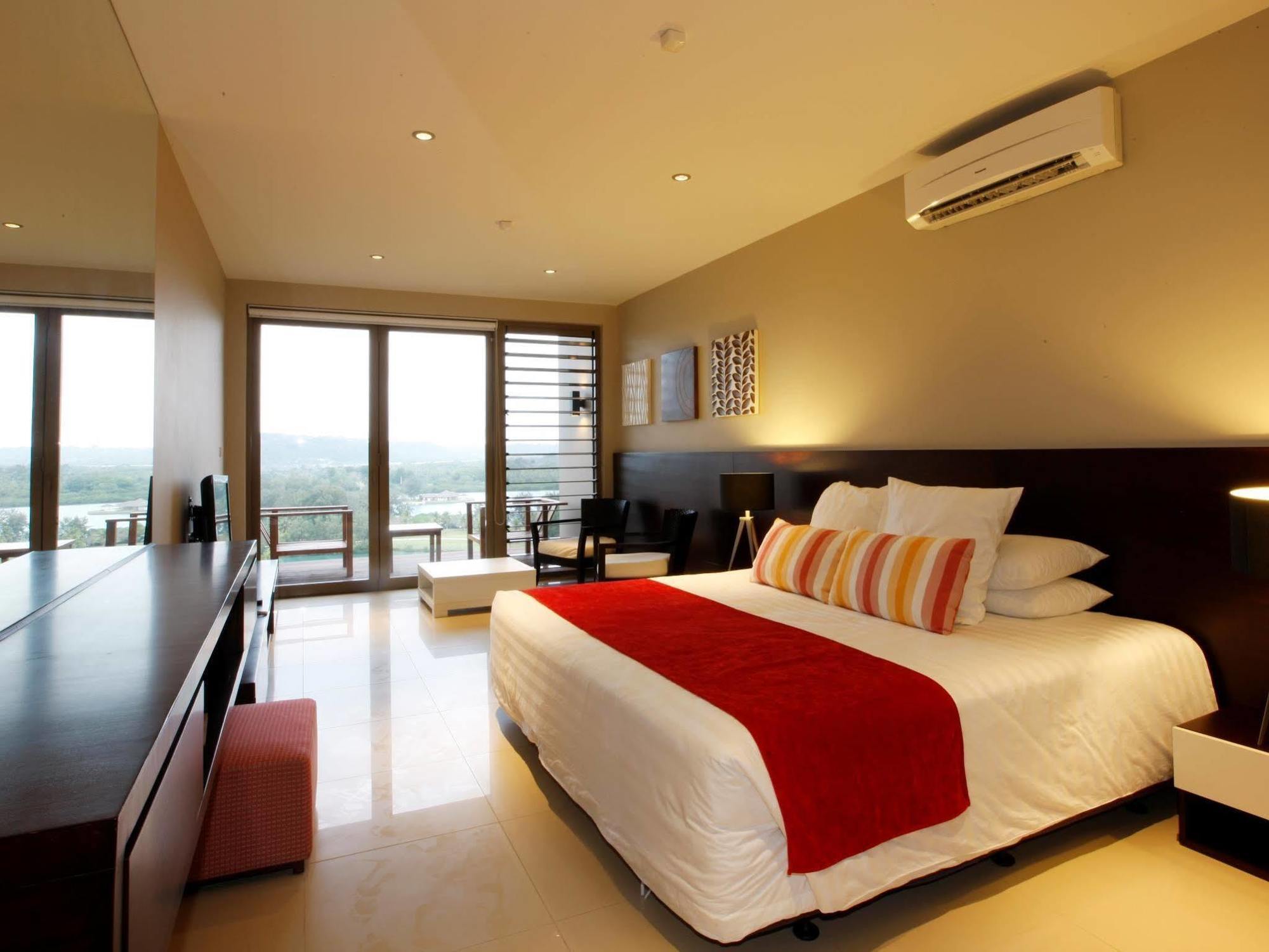 The Terraces Boutique Apartments Port-Vila Extérieur photo