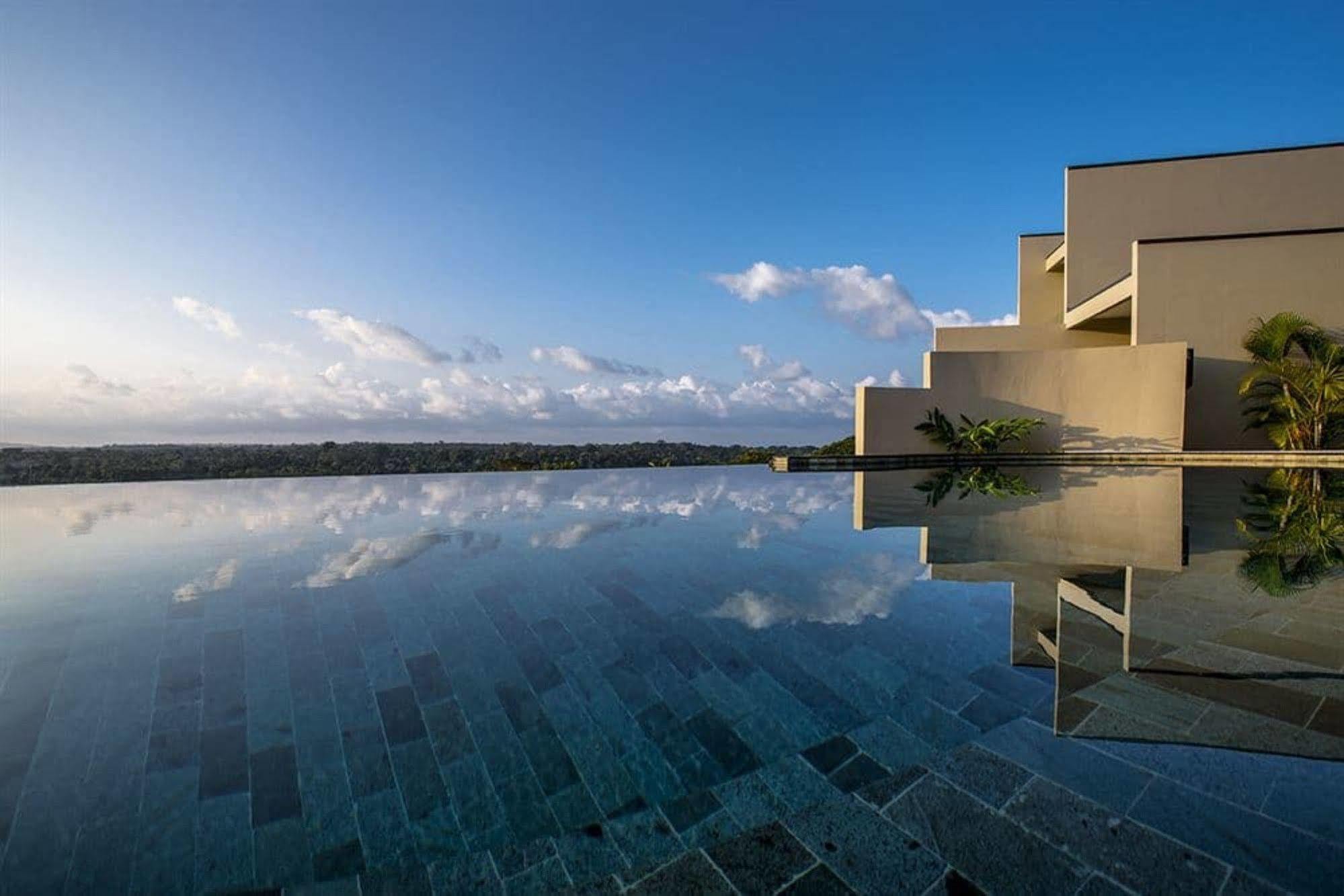 The Terraces Boutique Apartments Port-Vila Extérieur photo